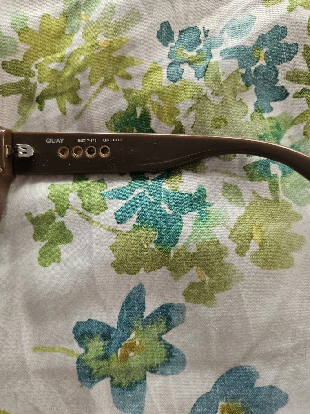 Quay Australia Brown Cat-Eye Sunglasses with Gradient Lenses